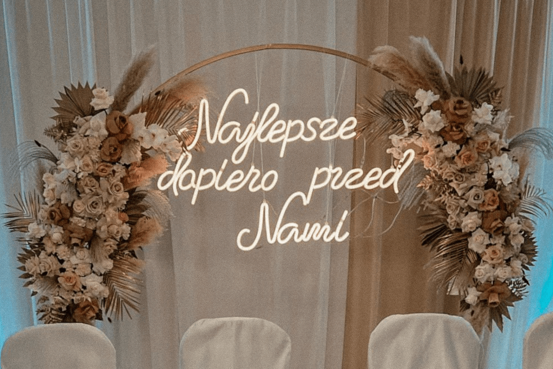 neon Najlepsze dopiero przed nami